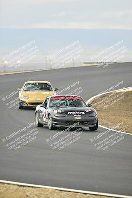 media/Jan-26-2025-CalClub SCCA (Sun) [[cfcea7df88]]/Group 1/Race/